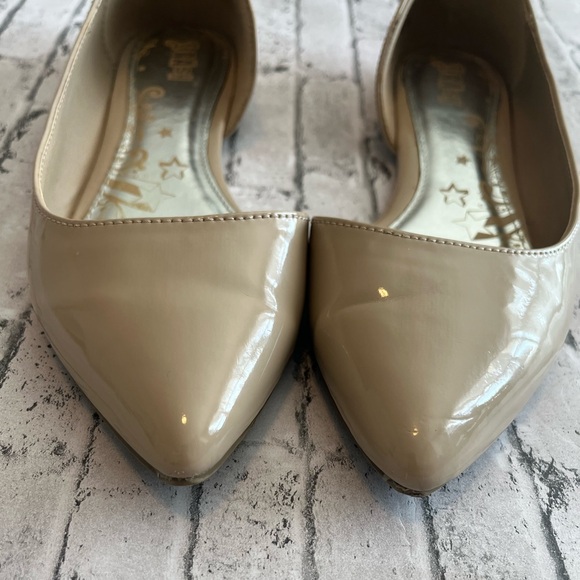 Brash Beige Women's Flats Size 8 - Picture 6 of 8